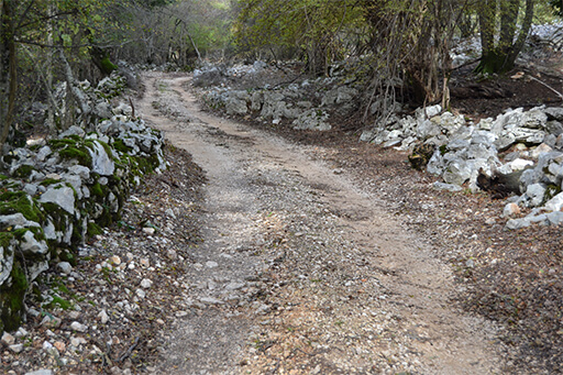 Leichter Schwierigkeitsgrad einer Offroad Tour mit SUV-Touren