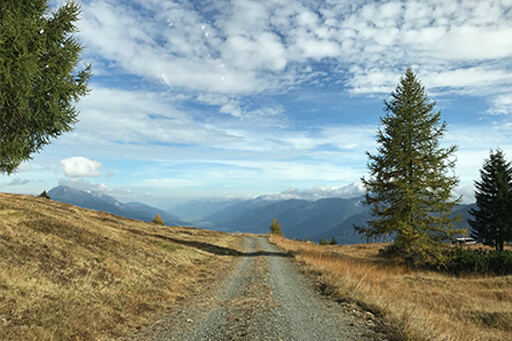 Sehr leichter Schwierigkeitsgrad einer Offroad Tour mit SUV-Touren